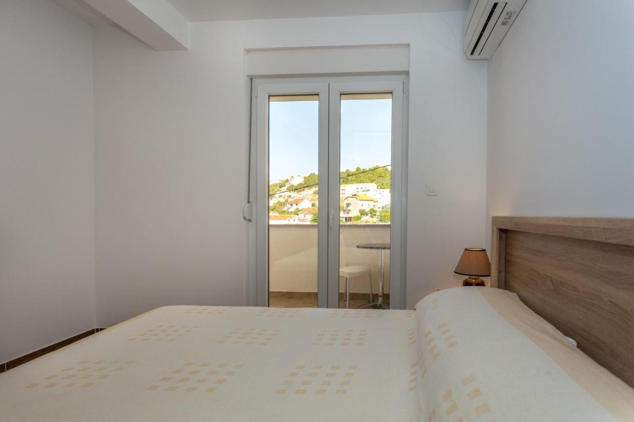 Butique Maris Apartment Komarna Exterior photo